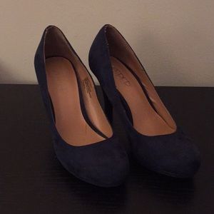 Kasper Navy Suede Heels